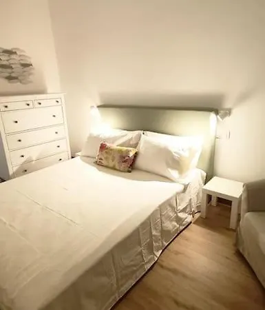 Apartment Pisi Home, 2 Min Dalla E Dall' Ospedale Gaslini *