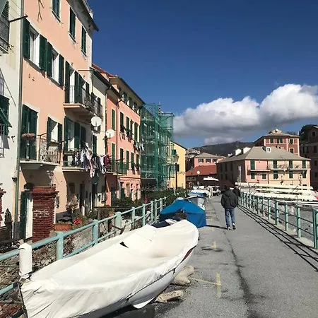Apartment Pisi Home, 2 Min Dalla E Dall' Ospedale Gaslini Genoa