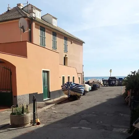 Pisi Home, 2 Min Dalla E Dall' Ospedale Gaslini ジェノヴァ